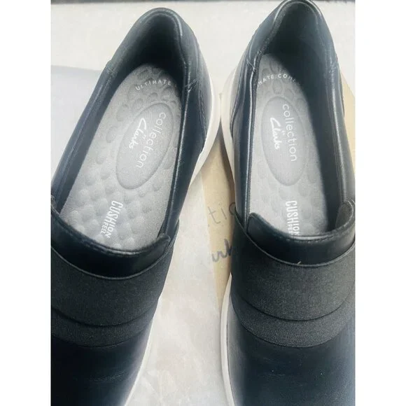 New Clarks Comfort Shoes Womens  6 Flats Black White Textured Pods Insole Heel - Picture 3 of 5